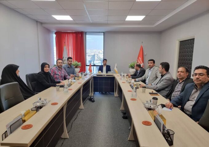 جلسه انتقال تجربه و همفکری ایستگاه نوآوری شریف و کارخانه نوآوری مشهد