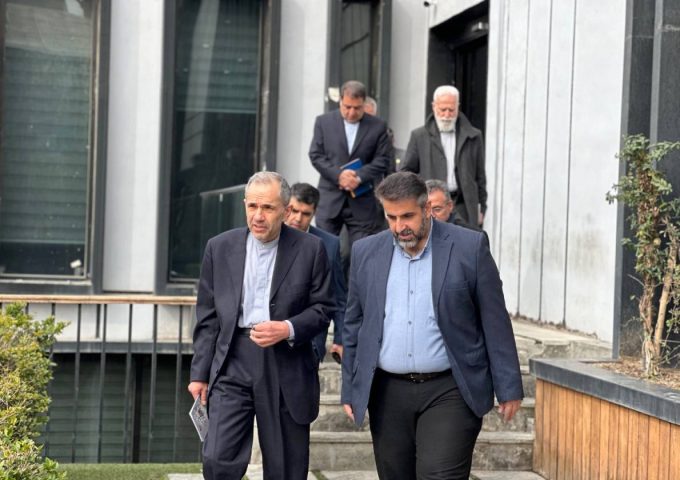 بازدید معاون سیاسی وزیر امور خارجه از ایستگاه نوآوری شریف